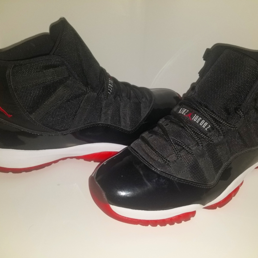 mens jordan 11 bred size 10.5